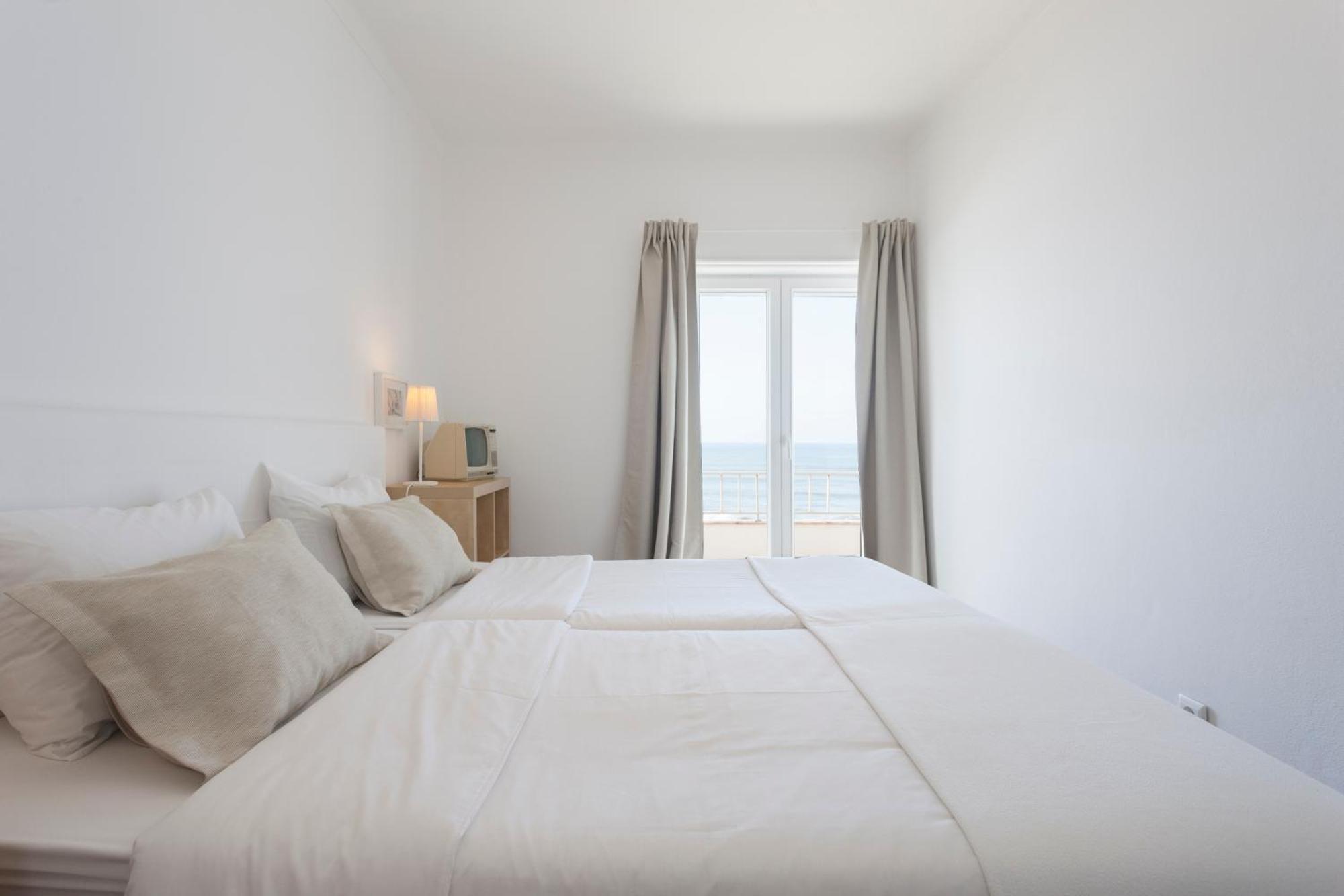Blue Buddha Beach Rooms & Suites エリセイラ エクステリア 写真